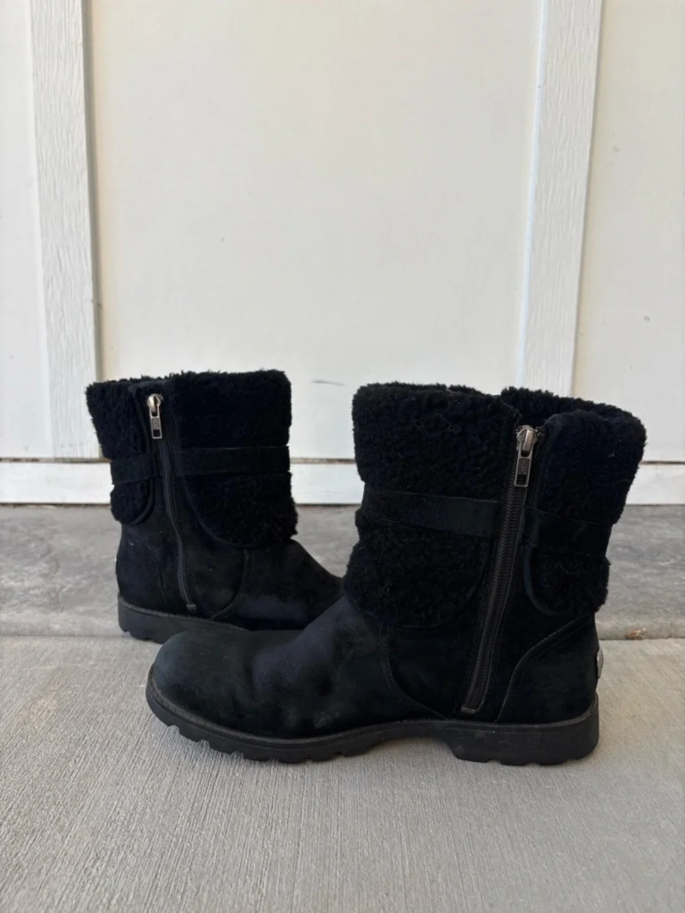 UGG Australia Blayre 1004148 BLACK Winter Suede Leather Boots Size 9
